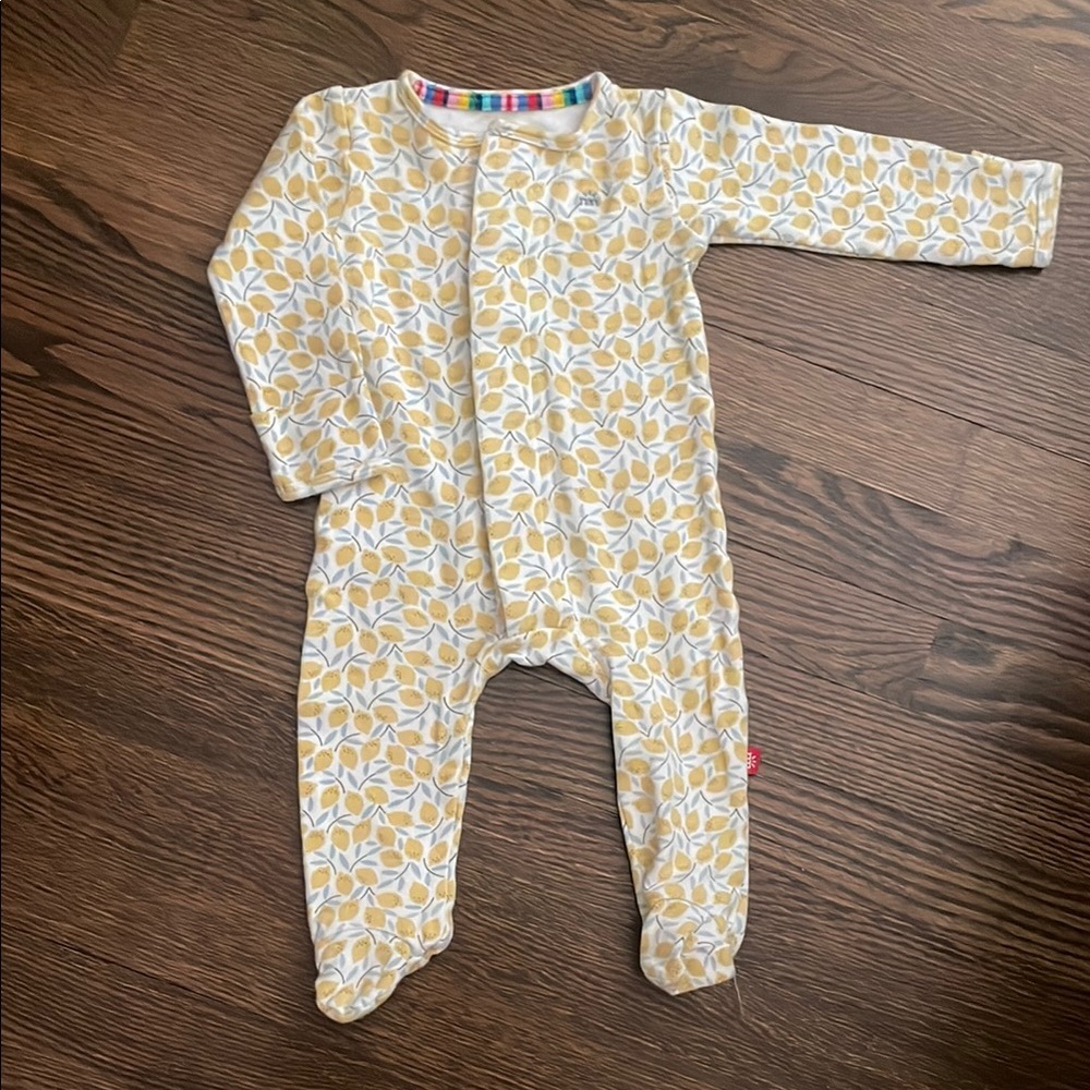 Magnetic Me Lemons One Piece
